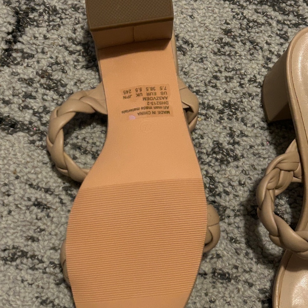 Brand new - Picture 4 of 4